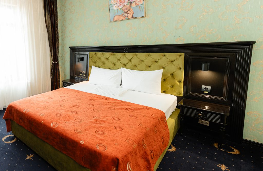 Cameră matrimonială, Hotel Ambasador