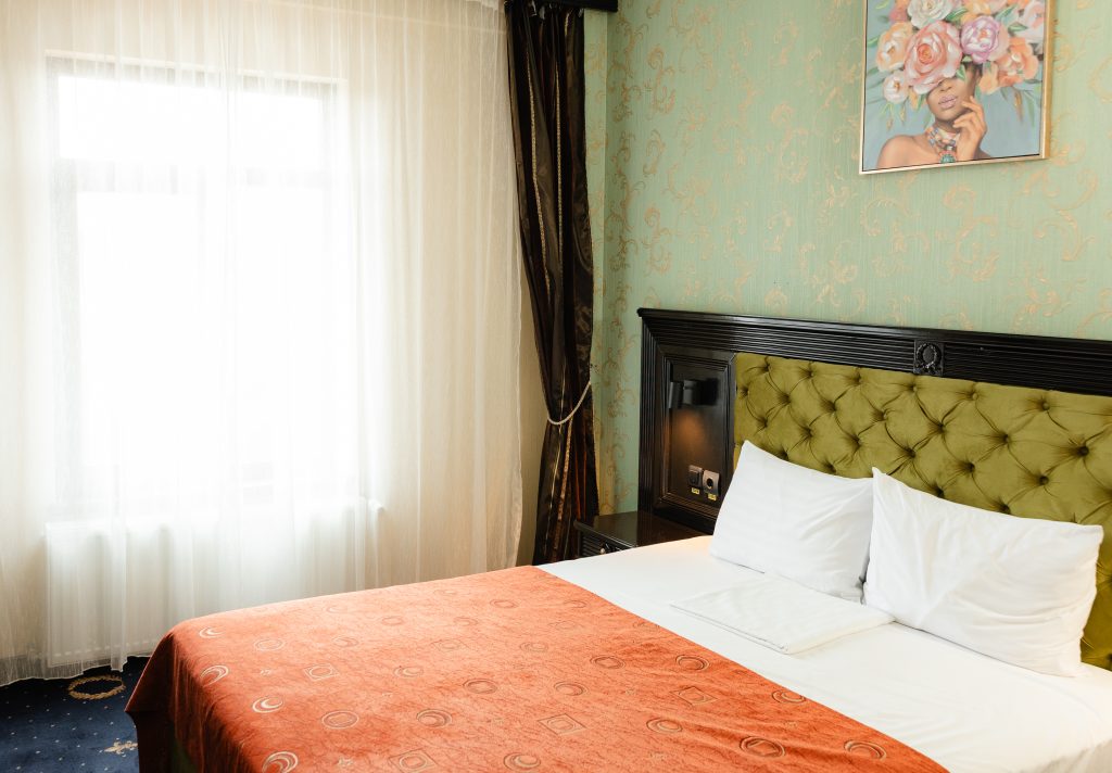 Cameră matrimonială, Hotel Ambasador