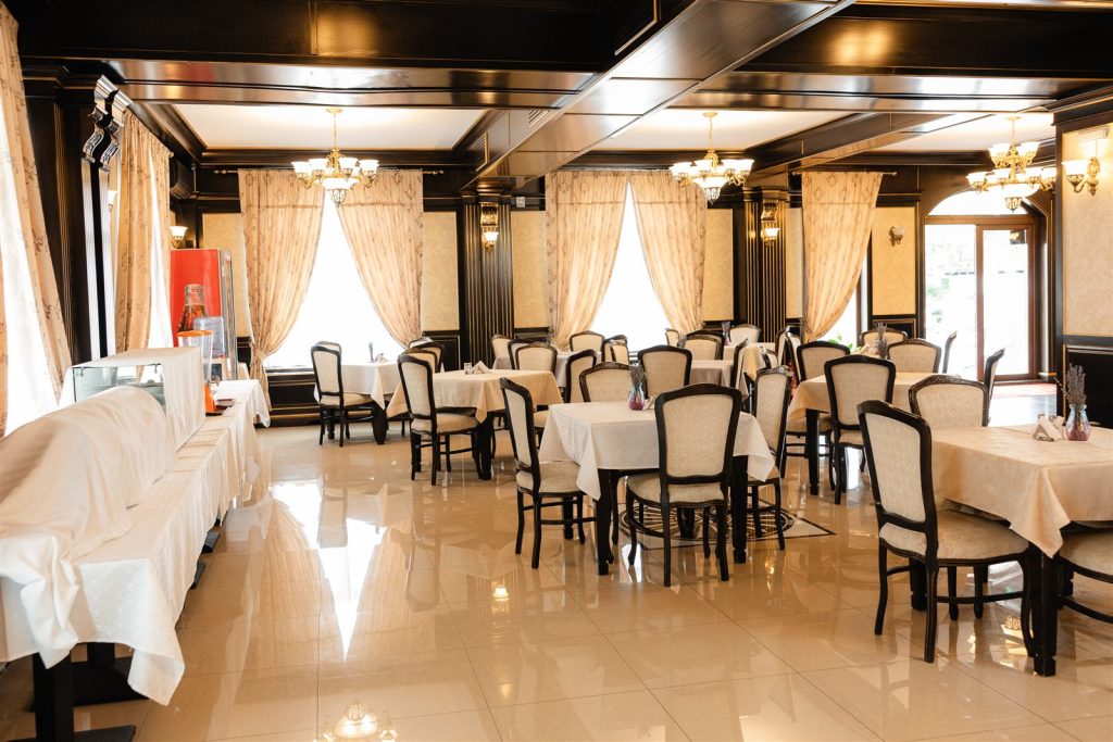 Bufet mic dejun, Hotel Ambasador