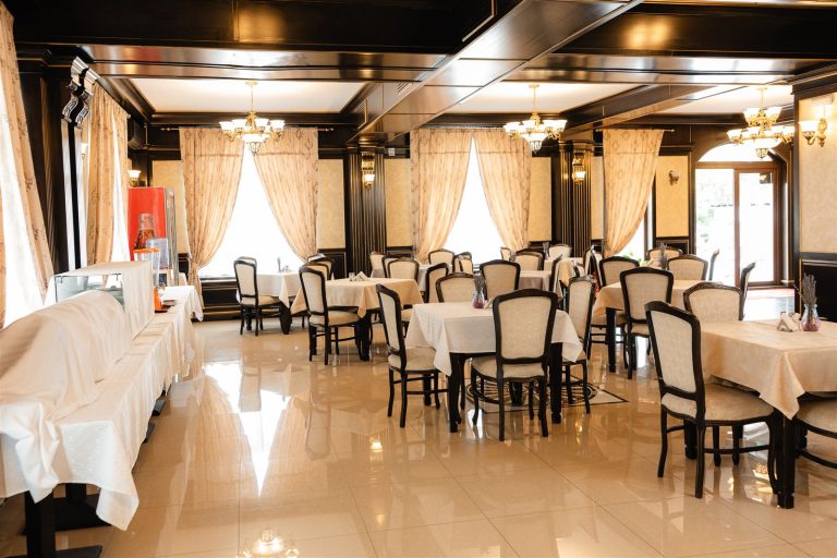 Bufet mic dejun, Hotel Ambasador