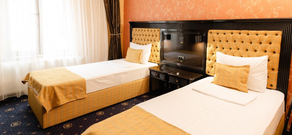 Cameră dublă, Hotel Ambasador