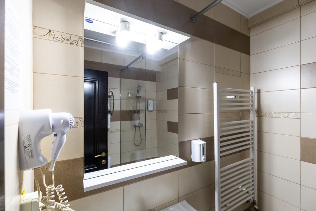 Cameră matrimonială, Hotel Ambasador