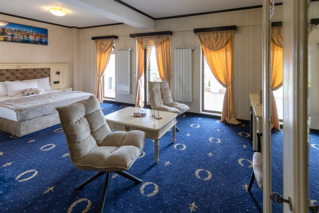 Cameră VIP, Hotel Ambasador