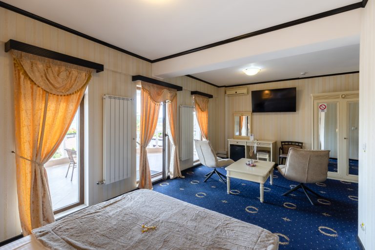 Cameră VIP, Hotel Ambasador