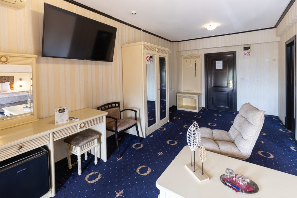 Cameră VIP, Hotel Ambasador